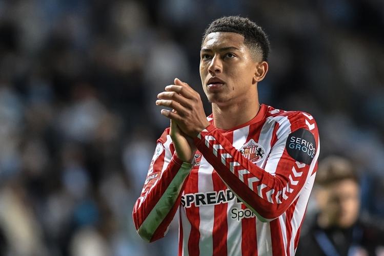 图片报:多特内部认为小贝林踢得过于保守,不过仍然信任他插图 图片报:多特内部认为小贝林踢得过于保守,不过仍然信任他插图