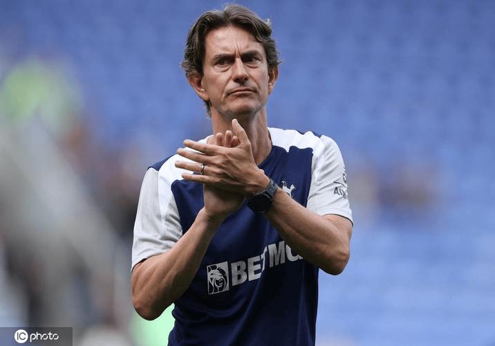 弗兰克：热刺伤员过多实力被削弱；希望踢曼城球迷也能支持