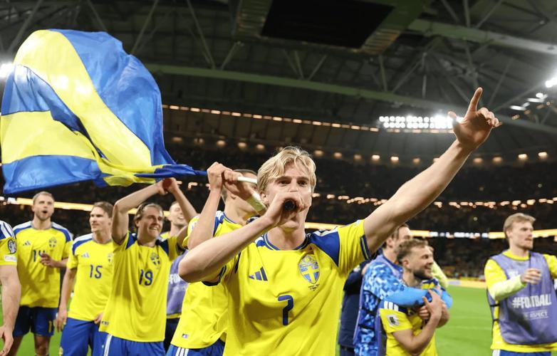瑞典预选赛2平4负，用欧国联名额晋级附加赛并成功出线